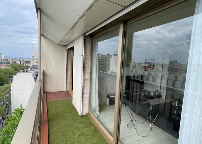 Centre Lumiere Tour Eiffel Apartment *
